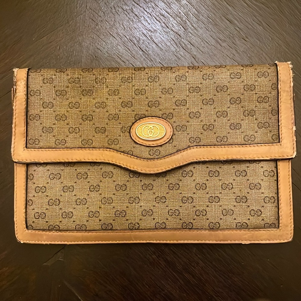 Gucci wallet